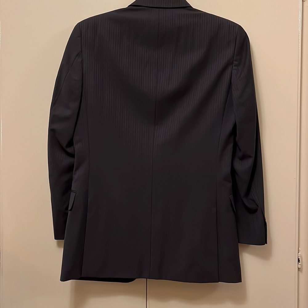 Dark gray suit coat - Picture 4 of 7